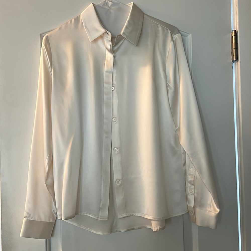 Lily Silk Blouse in white